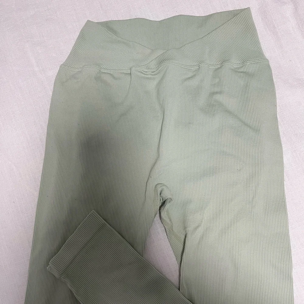 Legging Set - Picture 2 of 3